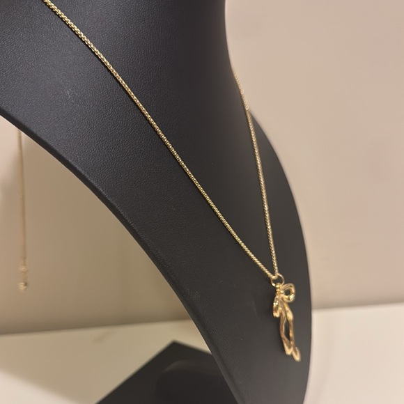 Bow Necklace (Fine Jewelry) - Picture 3 of 10